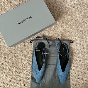 Amazing Condition Balenciaga Flats